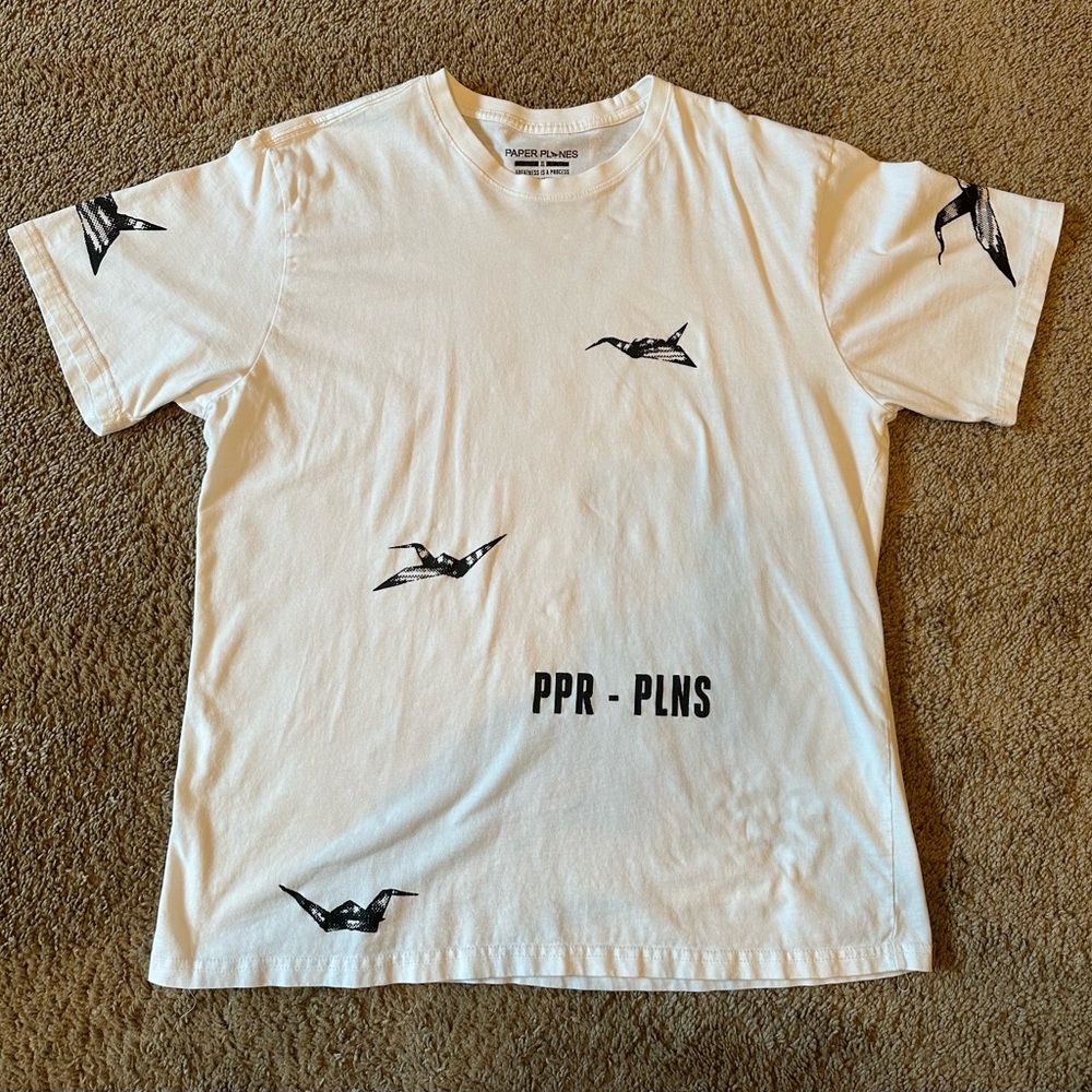 Paper Planes White T-Shirt With black Size XL J-2